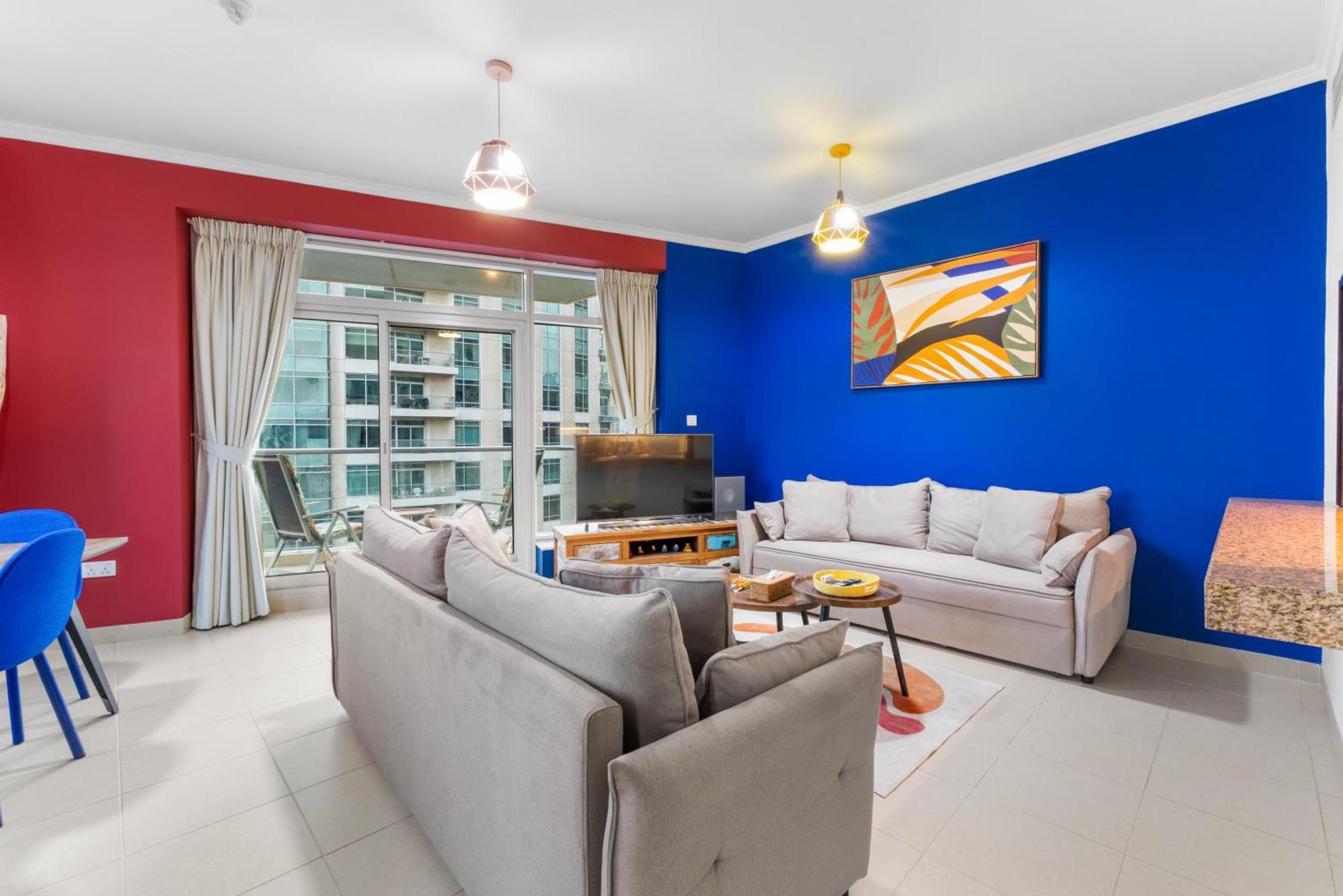 Stylish 1 Bedroom - Burj Khalifa View- 5Mn Walk To Dubai Mall-Apartment In Burj Views Tower شقة *