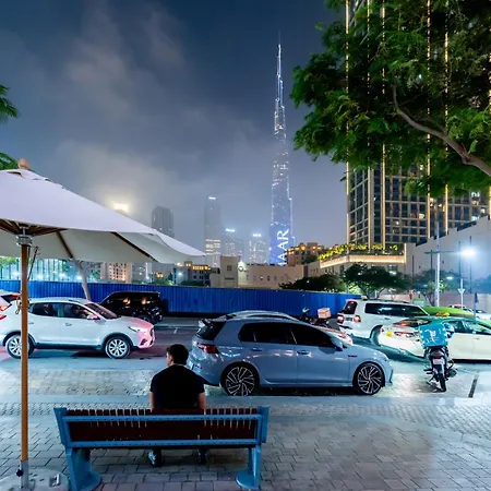 Stylish 1 Bedroom - Burj Khalifa View- 5Mn Walk To Dubai Mall-Apartment In Burj Views Tower Exterior photo