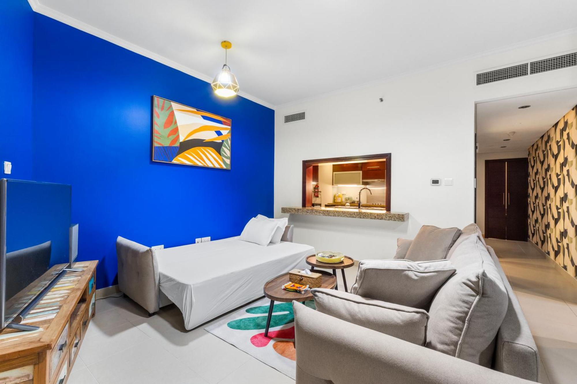 Stylish 1 Bedroom - Burj Khalifa View- 5Mn Walk To Dubai Mall-Apartment In Burj Views Tower Apartment